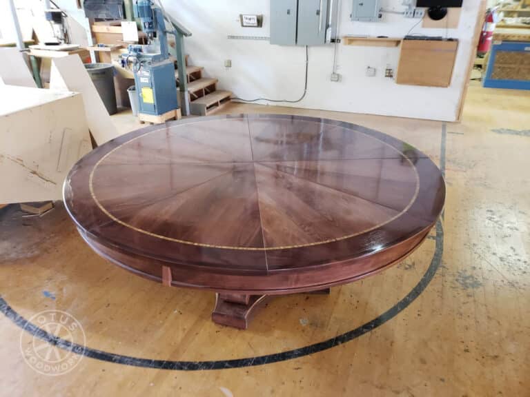 8 Leaf Expanding Round Table Side View - Macky