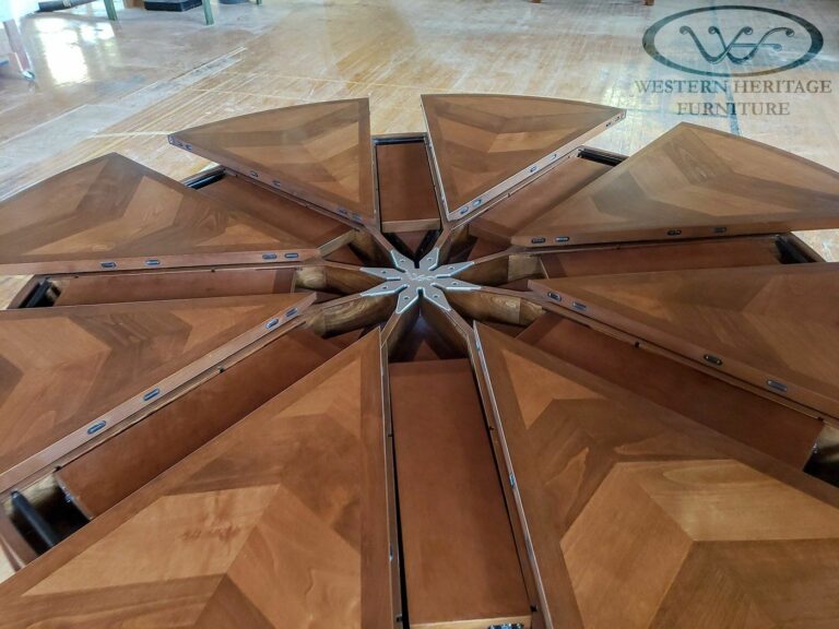 8 Leaf Expanding Round Table Internal Shot - Newhouse