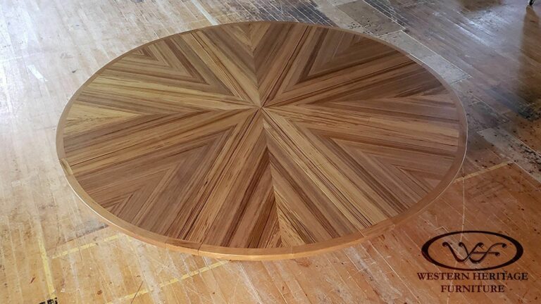 8 Leaf Expanding Round Table Extended Top View - Carina