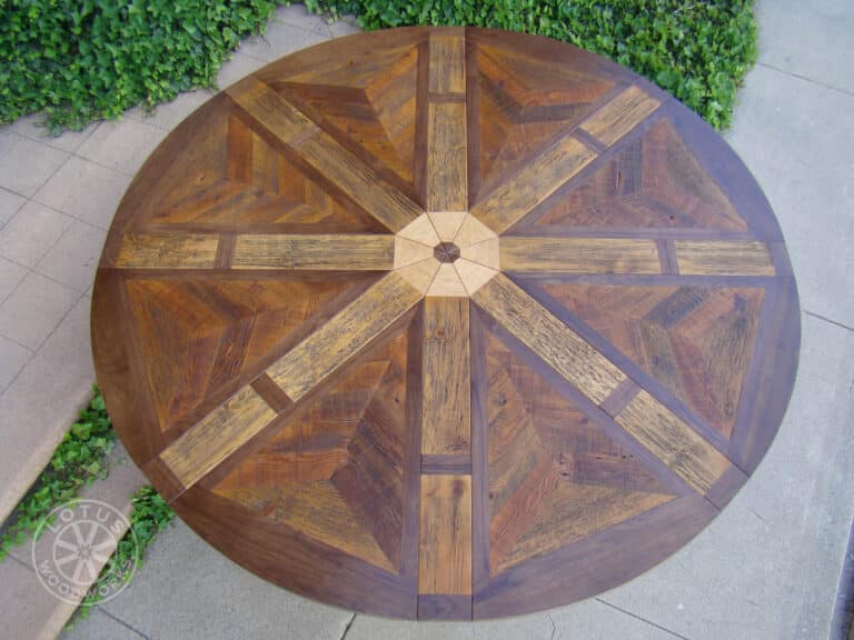 8 Leaf Expanding Round Table Expanded Top View - Bray
