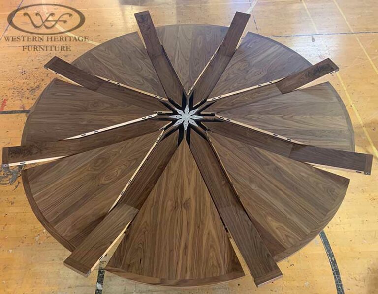 8 Leaf Expanding Round Table Expanding, Top View - Plum Sheep