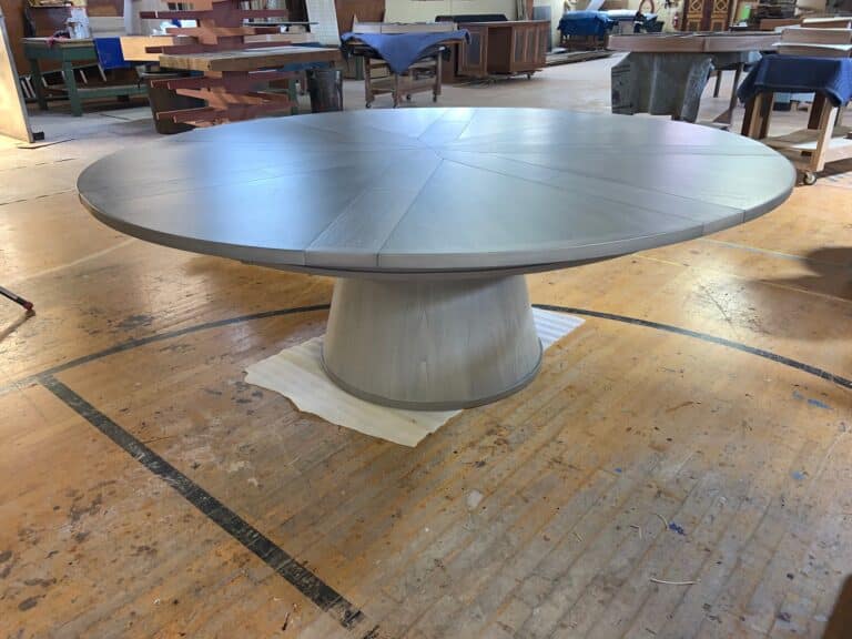 8 Leaf Expanding Round Table Expanded Side View - Burke